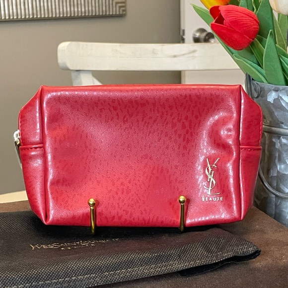NIB Yves St. Laurent Beaute red cosmetic pouch - Picture 11 of 16